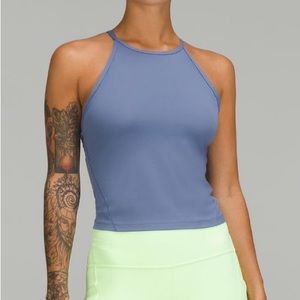 Lululemon Size 4 - Tank Top with Built in Bra
